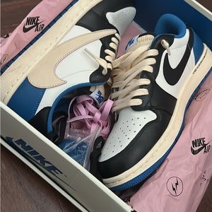 Jordan 1 low fragment Travis Scott size 11